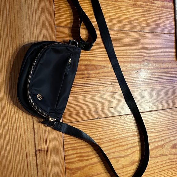 Lululemon All Night Festival Bag MICRO 2L - Picture 8 of 8